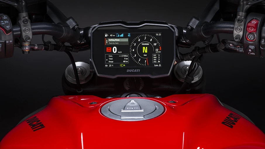 Ducati-Diavel-V4-MY23-tech-spec-gallery-906×510-01